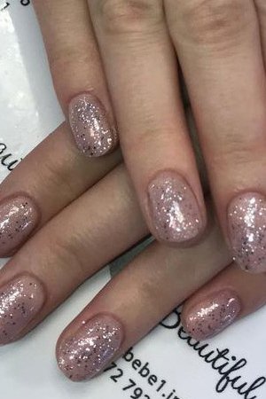 GEL-NAIL-EXPERTS-IN-LANCASHIRE